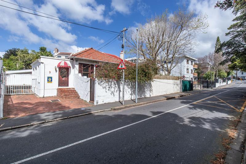 4 Bedroom Property for Sale in Claremont Upper Western Cape